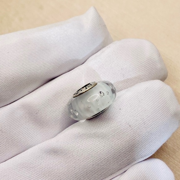 EUC Pandora 791617CZ Sterling Silver Clear Effervescence Murano Glass Bead w/ CZ - Picture 3 of 9
